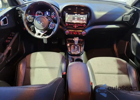 2020 Kia Soul Ex z USA, uszkodzony, nr VIN KNDJ33AU9L7068713